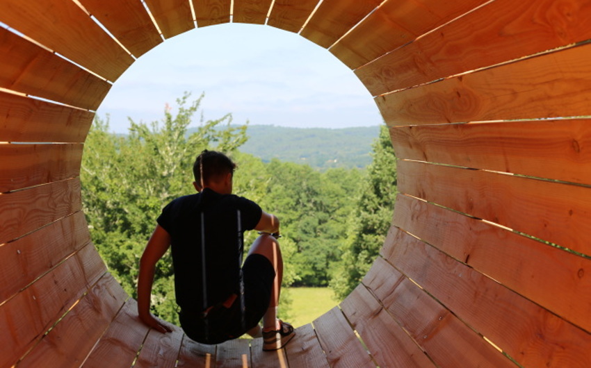 Longue-Vue, 2019, bois Production Les ateliers des Arques. Photos © Nelly Blaya / Chloé Dugit-Gros